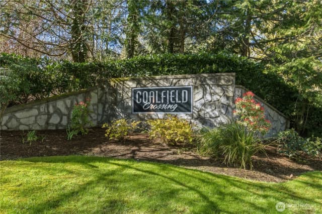 Property photo for 16038 Se 127th Place, Renton photo 2