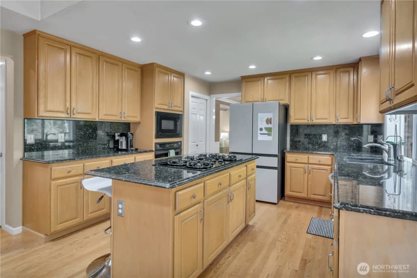 Property photo for 16038 Se 127th Place, Renton photo 13