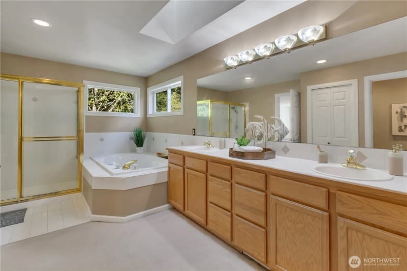 Property photo for 16038 Se 127th Place, Renton photo 23