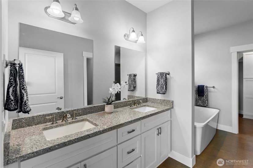 Property photo for 17588 Fjord Drive Ne, Poulsbo photo 15