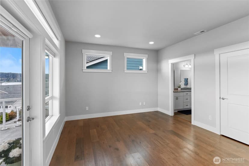 Property photo for 17588 Fjord Drive Ne, Poulsbo photo 14