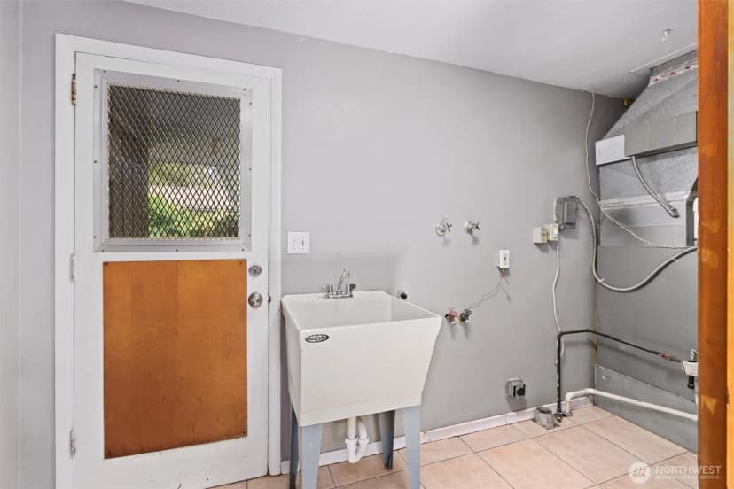 Property photo for 1802 22nd Avenue Se, Olympia photo 16