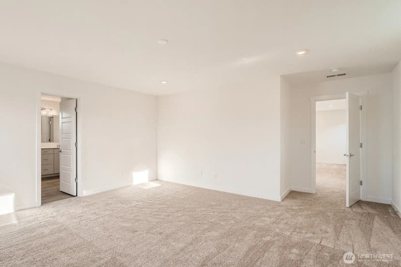 Property photo for 10308 6th Place Se #sw 14, Lake Stevens photo 7