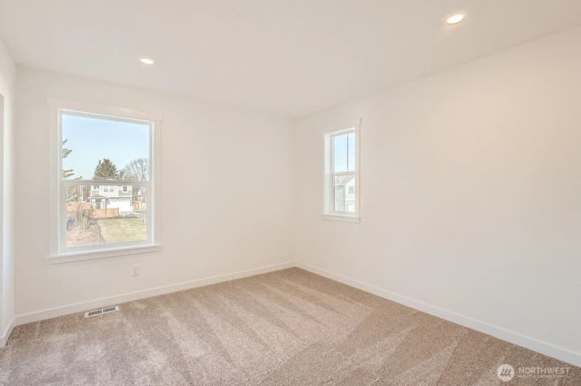 Property photo for 10308 6th Place Se #sw 14, Lake Stevens photo 11