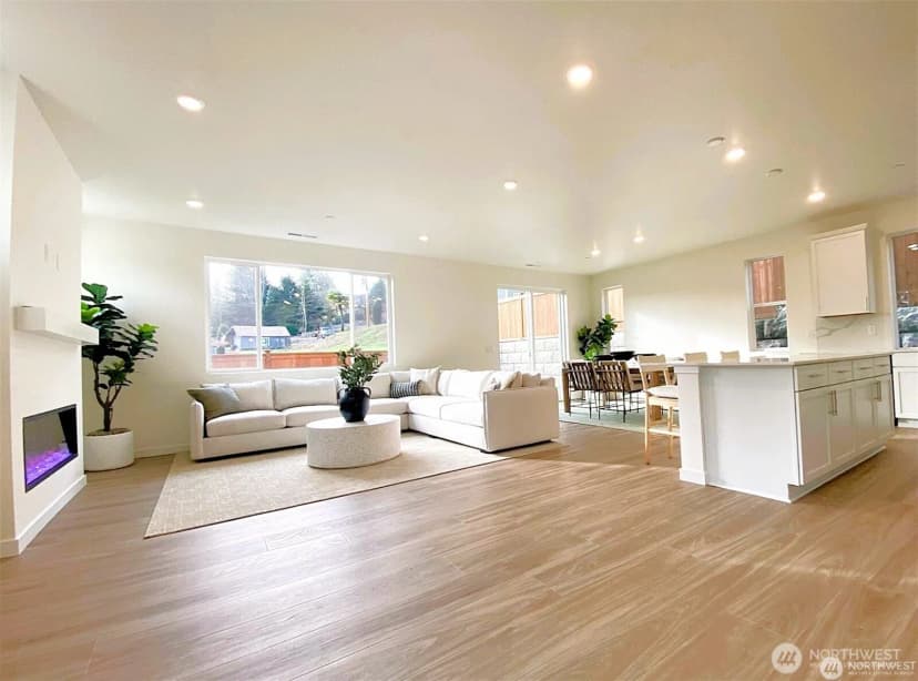 Property photo for 10308 6th Place Se #sw 14, Lake Stevens photo 4