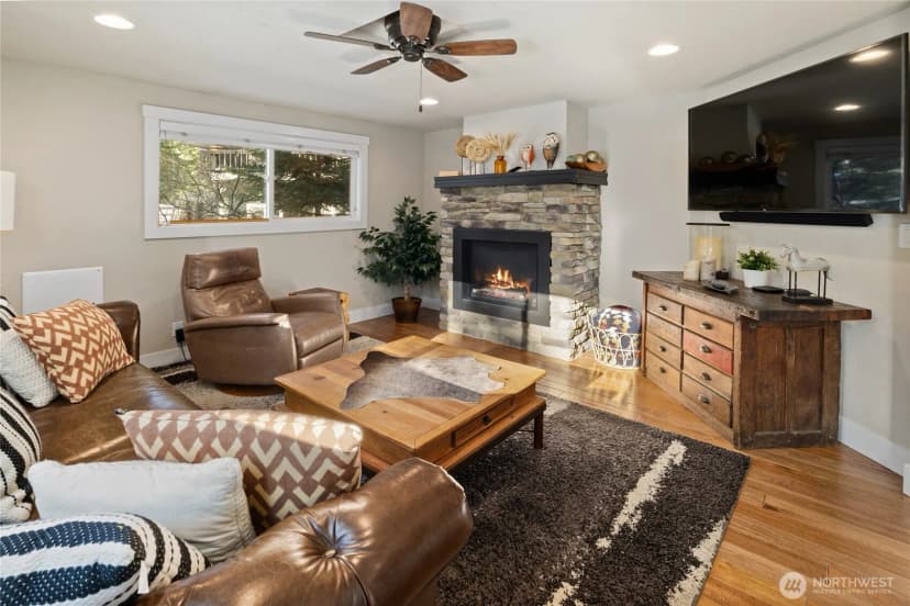 Property photo for 661 W Pacific Avenue, Ronald photo 12