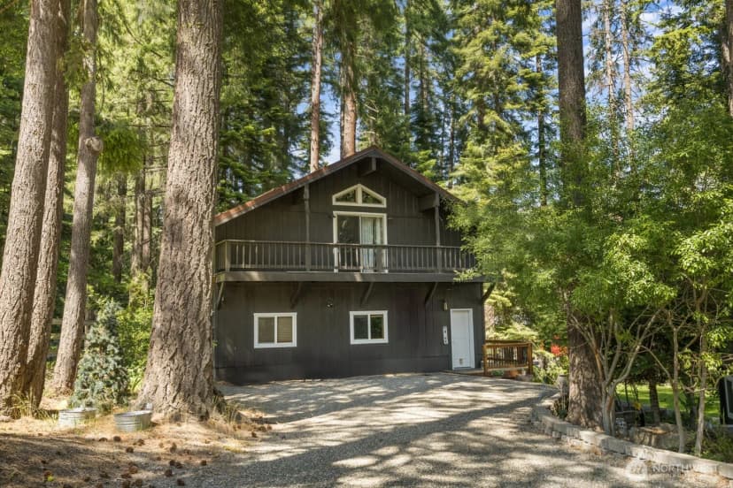 Property photo for 671 W Pacific Avenue, Ronald photo 3
