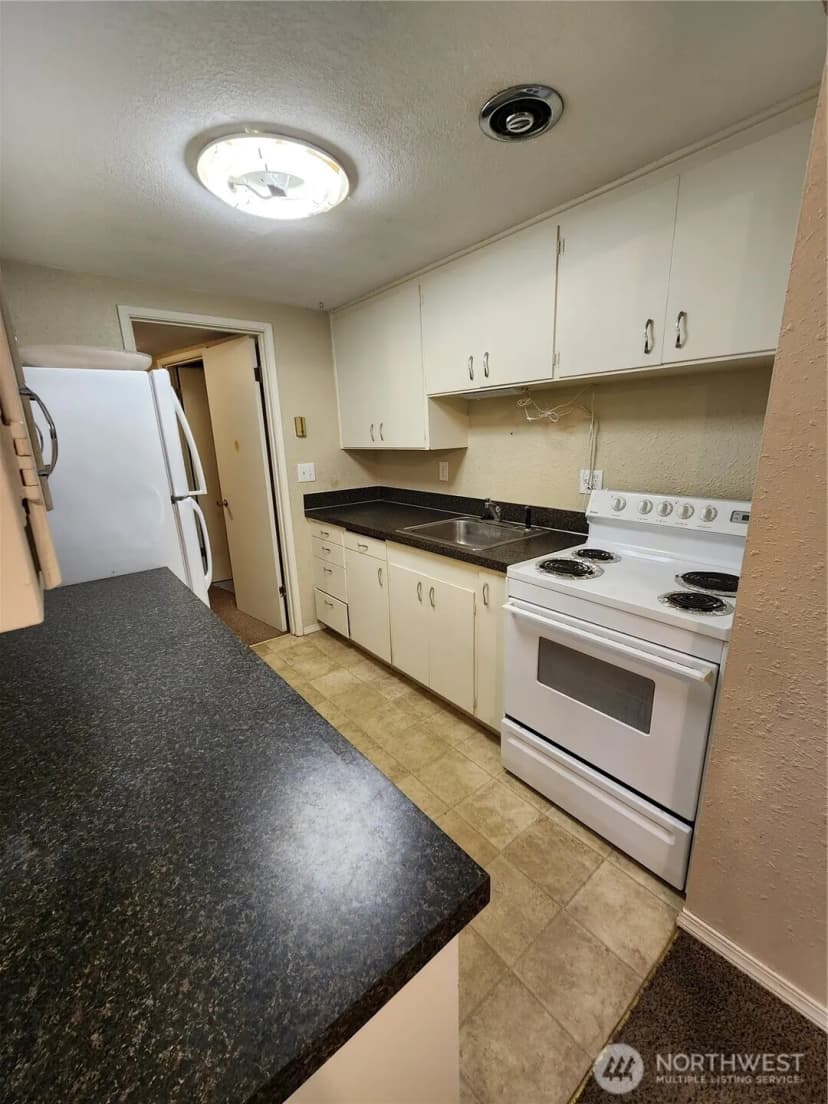 Property photo for 114 Ne Cedar Avenue, College Place photo 29