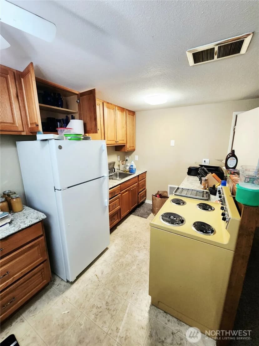 Property photo for 114 Ne Cedar Avenue, College Place photo 16