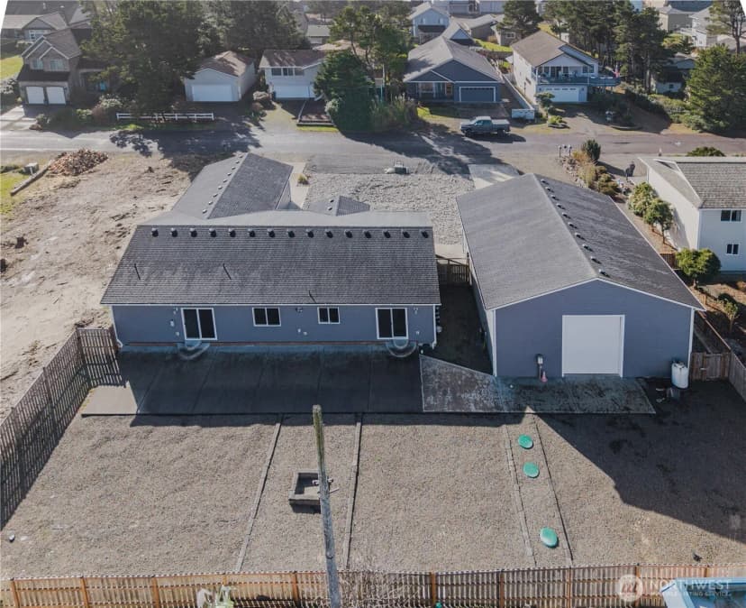 Property photo for 1215 195th Street, Long Beach photo 26