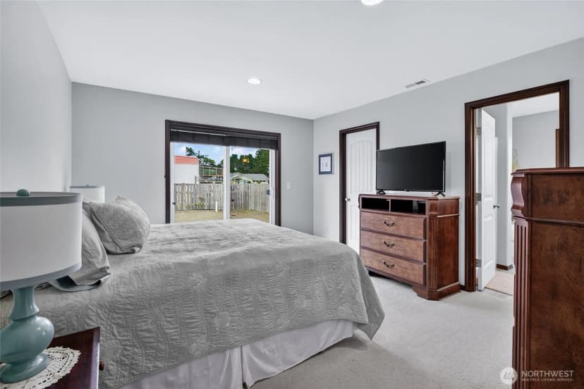 Property photo for 1215 195th Street, Long Beach photo 22