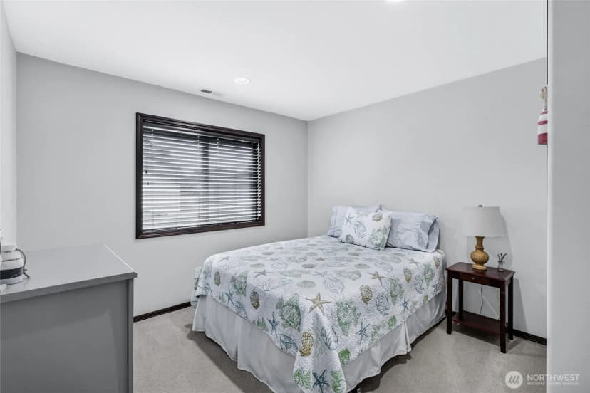 Property photo for 1215 195th Street, Long Beach photo 23