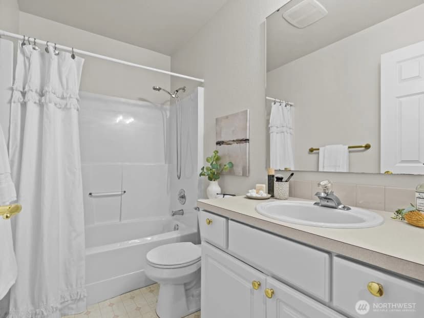 Property photo for 24094 Walker Valley Road, Mount Vernon photo 18