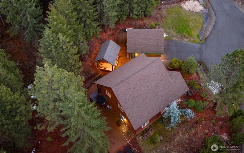Property photo for 261 Tiger Lily Lane, Ronald photo 2