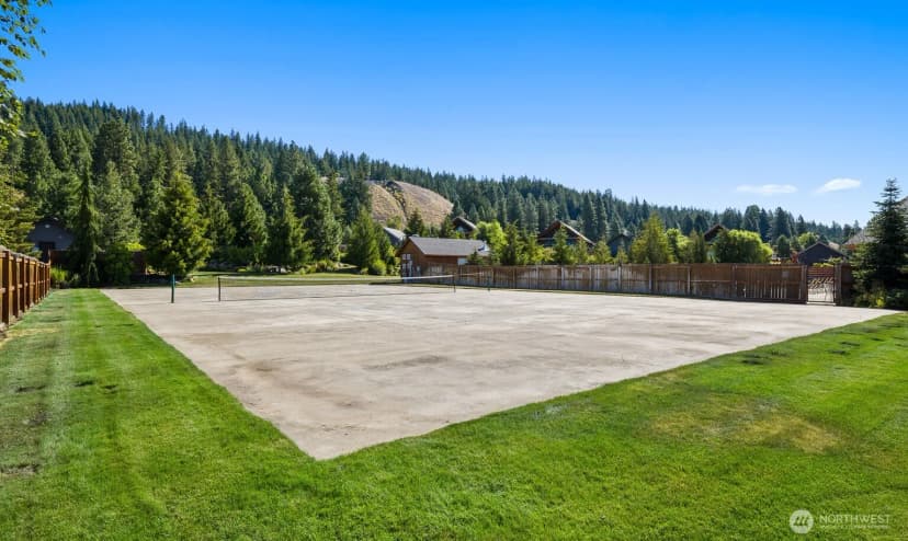 Property photo for 261 Tiger Lily Lane, Ronald photo 39