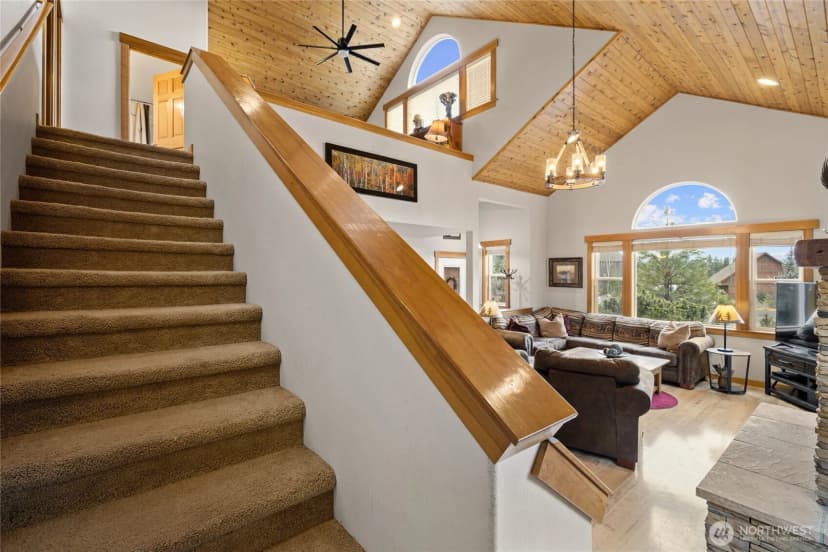 Property photo for 261 Tiger Lily Lane, Ronald photo 15