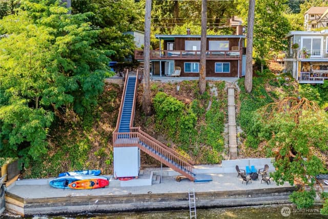 Property photo for 23134 Vashon Highway Sw, Vashon photo 2