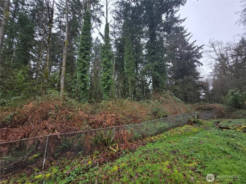 Property photo for 18 Xxx 120th Avenue Se, Renton photo 7