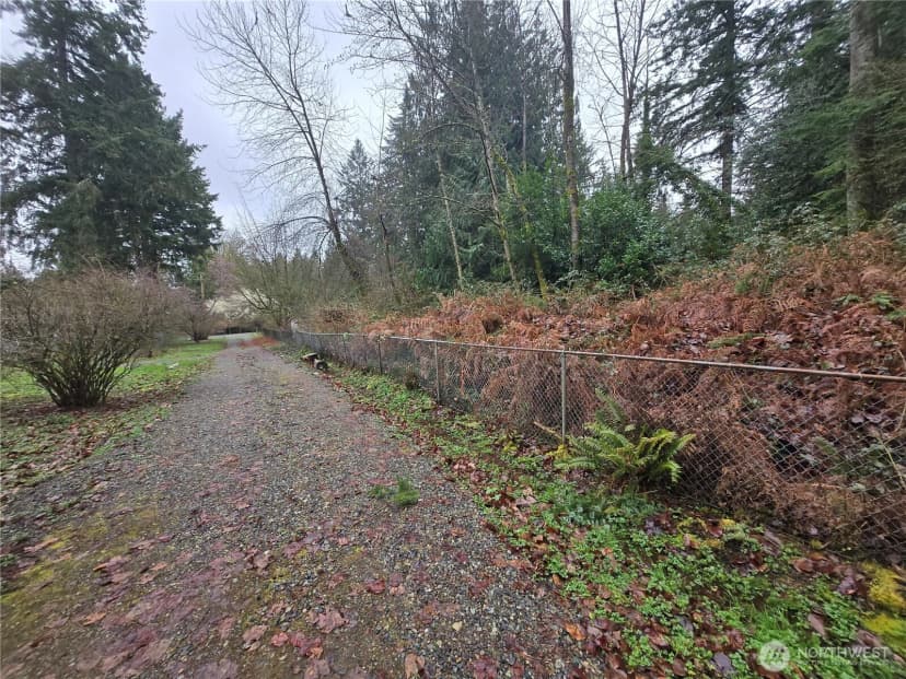 Property photo for 18 Xxx 120th Avenue Se, Renton photo 8
