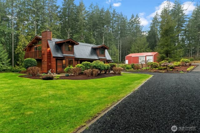 Property photo for 10116 136th Avenue Nw, Gig Harbor photo 2