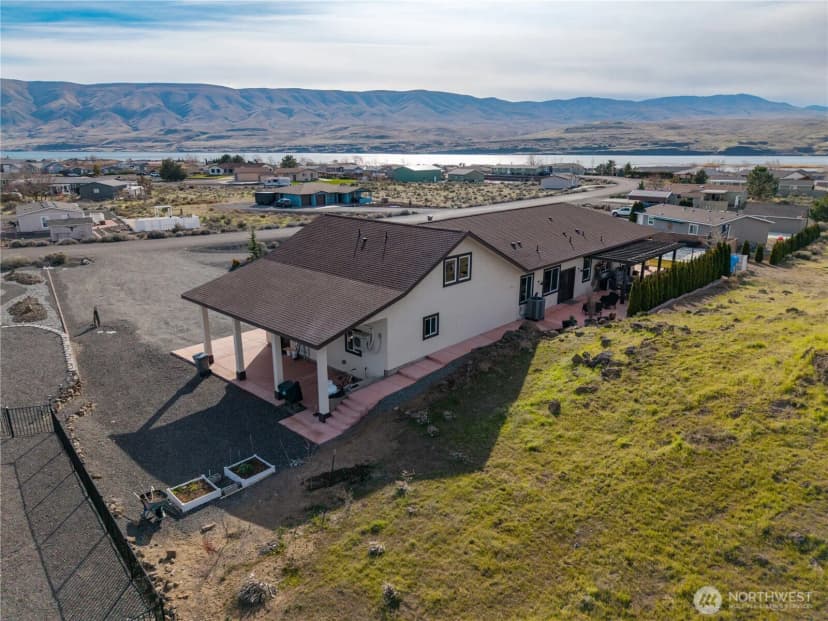 Property photo for 714 Sunset Boulevard Nw, Mattawa photo 35