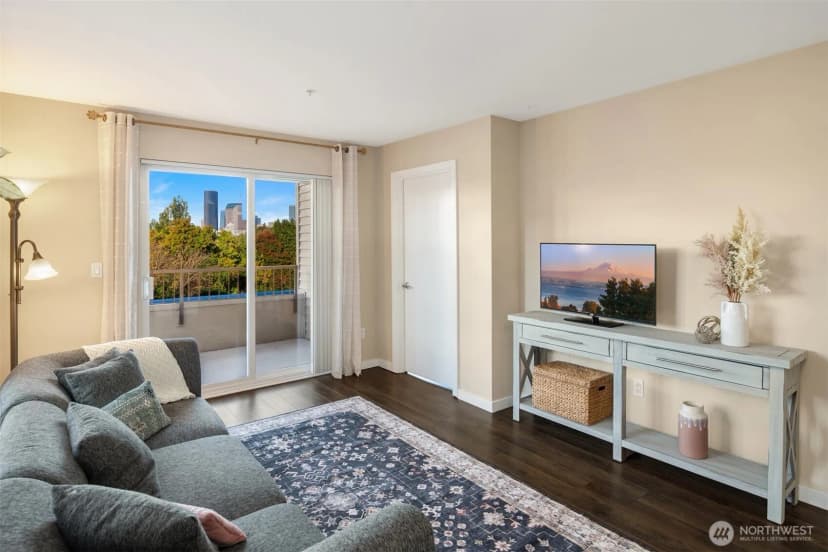 Property photo for 303 23rd Avenue S #310, Seattle photo 6