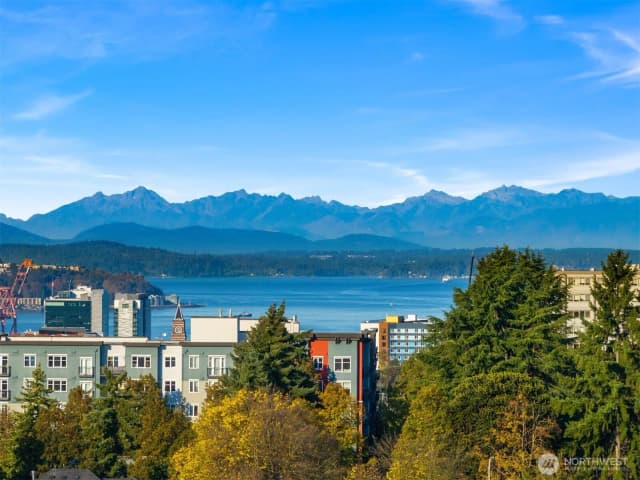 Property photo for 303 23rd Avenue S #310, Seattle photo 3