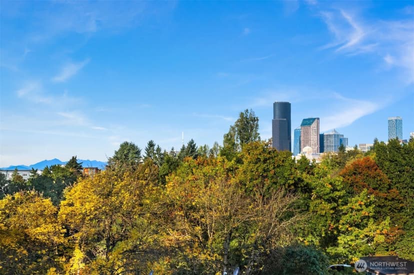 Property photo for 303 23rd Avenue S #310, Seattle photo 5