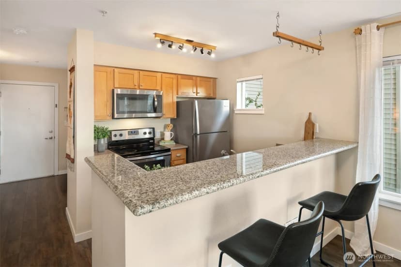 Property photo for 303 23rd Avenue S #310, Seattle photo 11