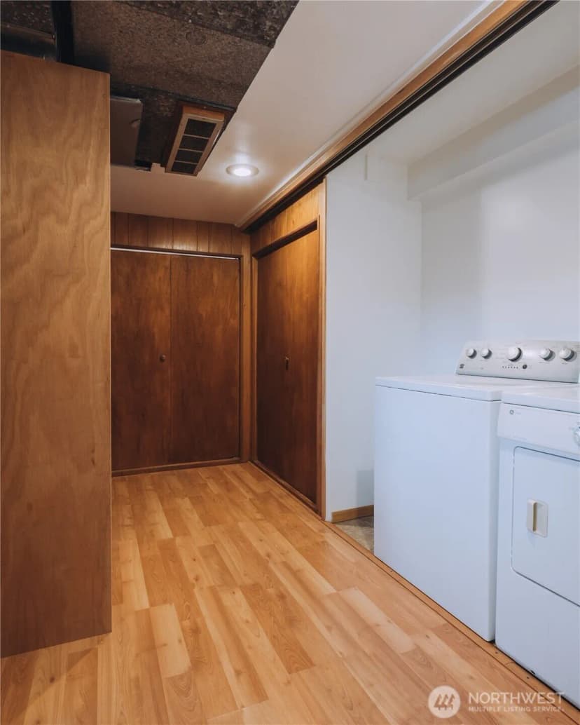 Property photo for 11323 Durland Place Ne, Seattle photo 22