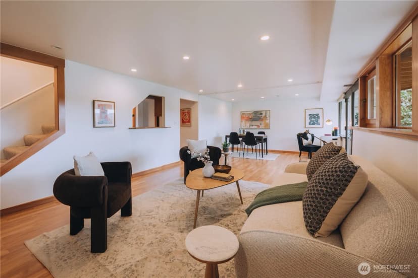 Property photo for 11323 Durland Place Ne, Seattle photo 15