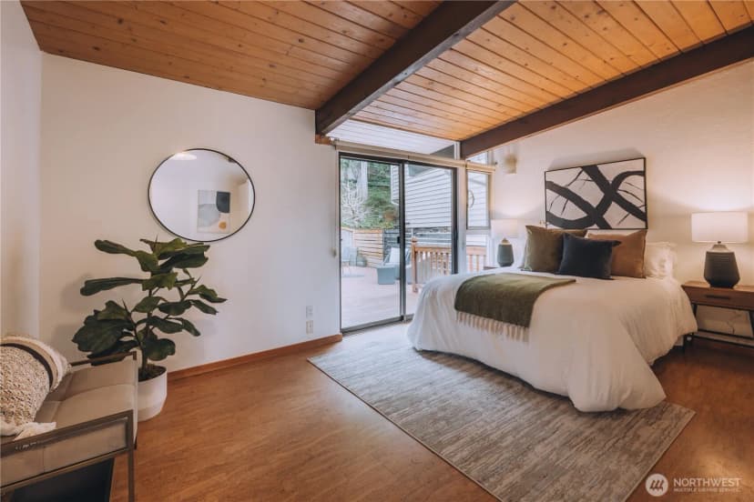 Property photo for 11323 Durland Place Ne, Seattle photo 13