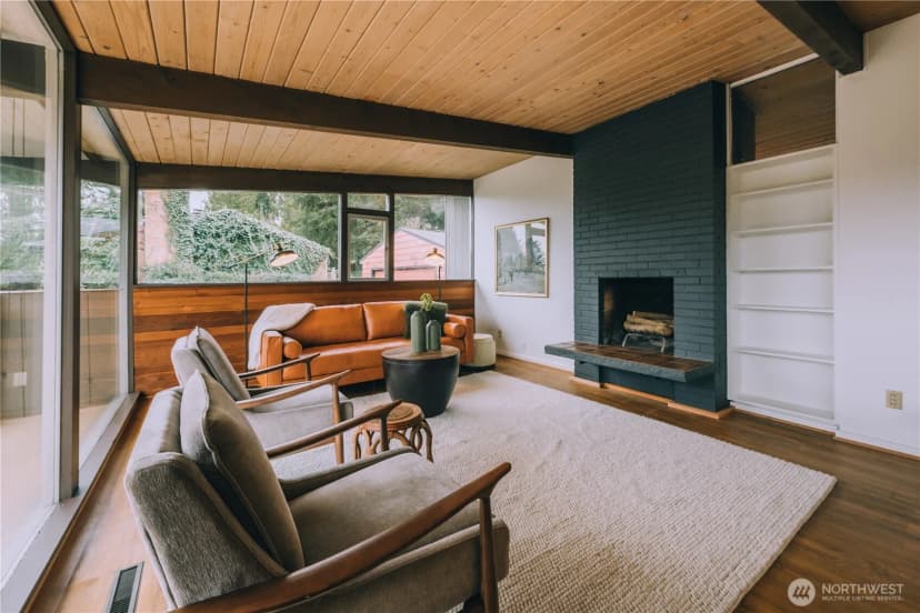 Property photo for 11323 Durland Place Ne, Seattle photo 9