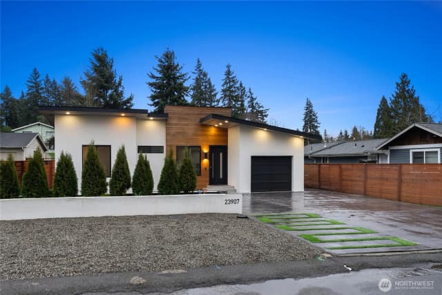 Property photo for 23907 53rd Avenue W, Mountlake Terrace photo 2