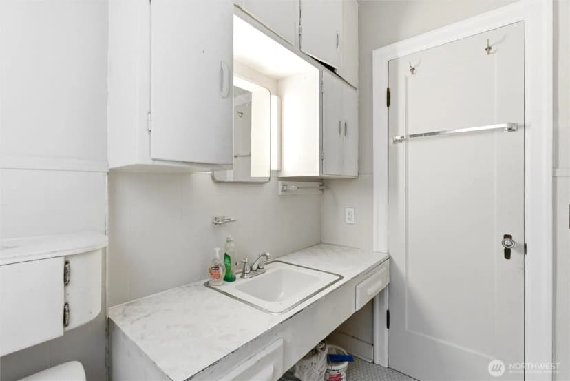 Property photo for 1027 Wetmore, Everett photo 17