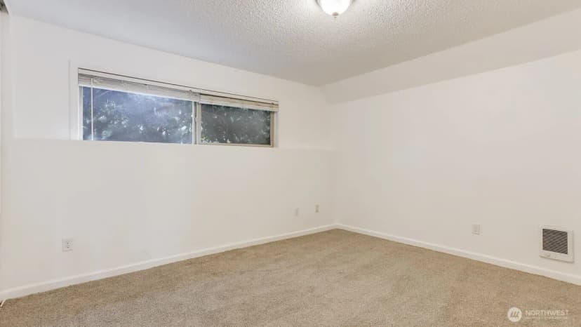 Property photo for 31003 14th Avenue S #d 13, Federal Way photo 13