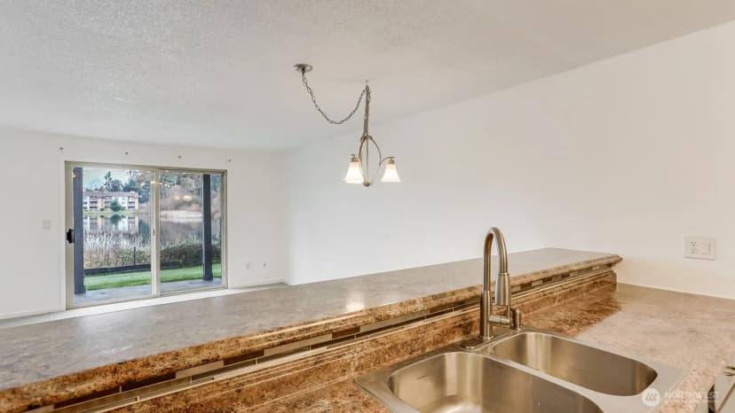 Property photo for 31003 14th Avenue S #d 13, Federal Way photo 11