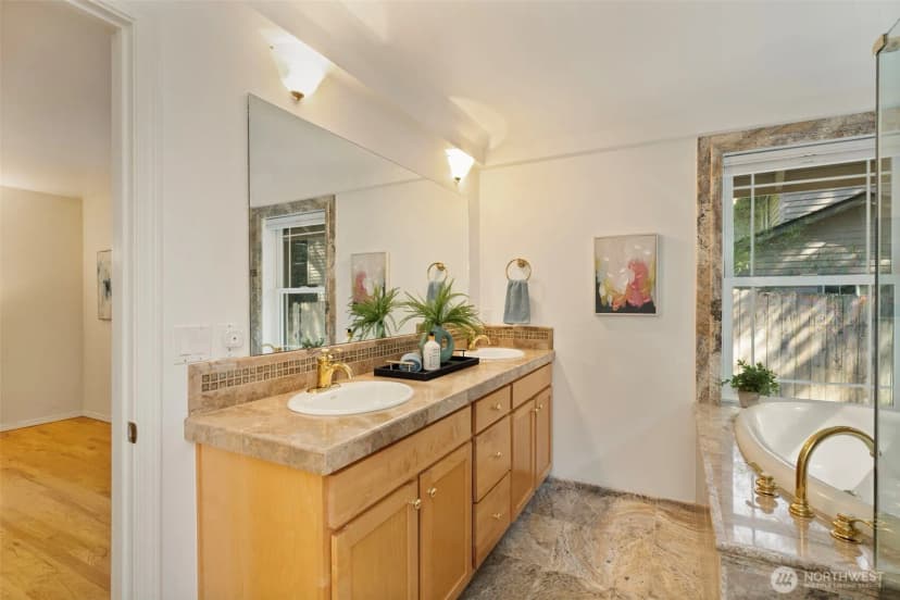 Property photo for 26702 Ohio Avenue Ne, Kingston photo 18