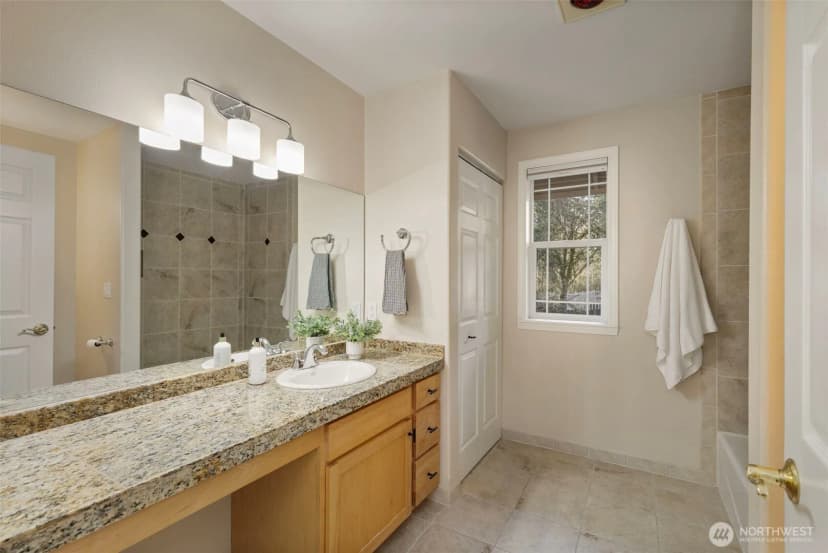Property photo for 26702 Ohio Avenue Ne, Kingston photo 22