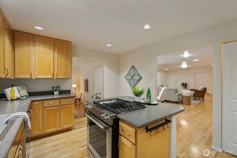 Property photo for 26702 Ohio Avenue Ne, Kingston photo 14