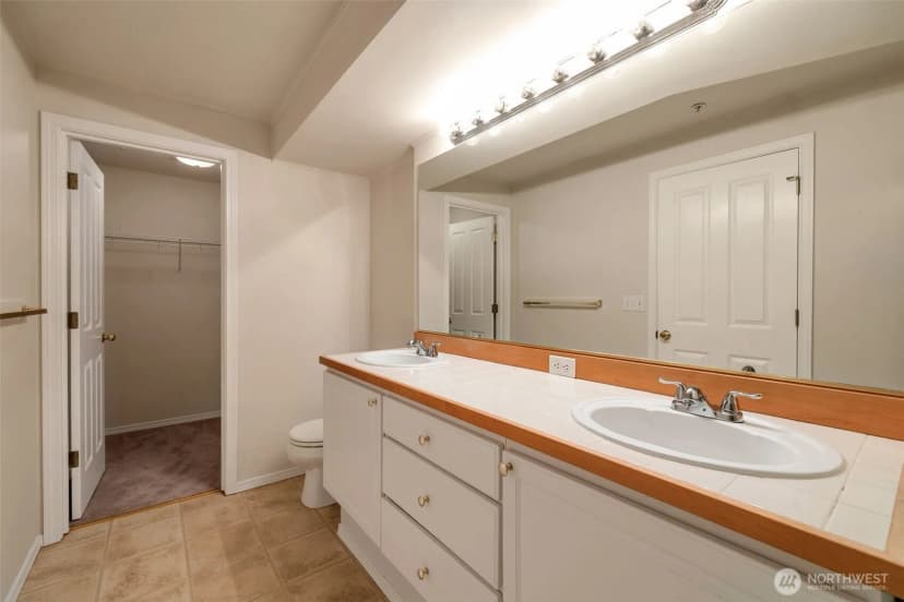 Property photo for 3980 129th Place Se #b102, Bellevue photo 11