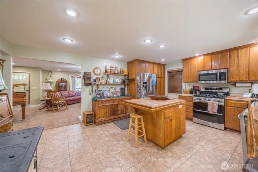Property photo for 477 Wasankari Road, Port Angeles photo 14