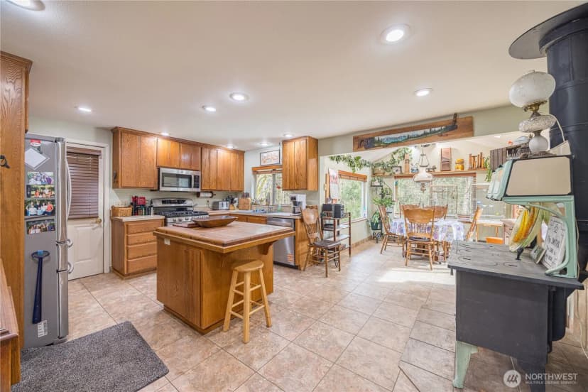 Property photo for 477 Wasankari Road, Port Angeles photo 15