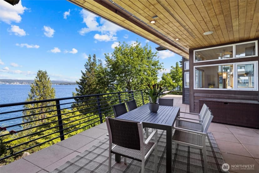 Property photo for 4502 55th Avenue Ne, Seattle photo 11