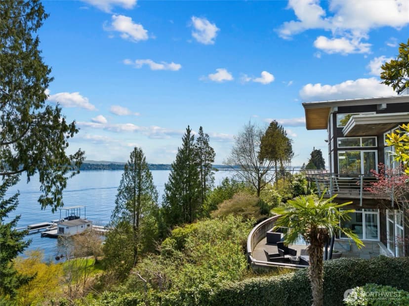 Property photo for 4502 55th Avenue Ne, Seattle photo 13