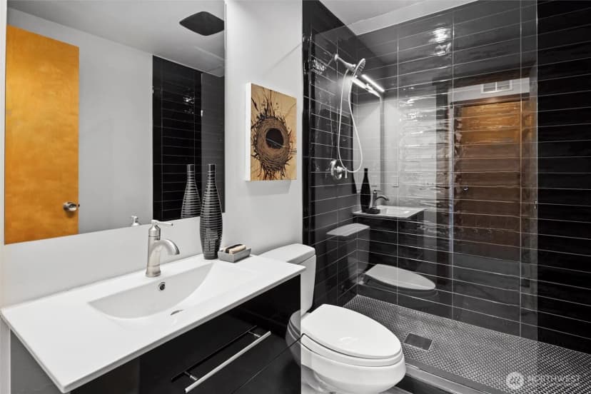 Property photo for 4502 55th Avenue Ne, Seattle photo 21