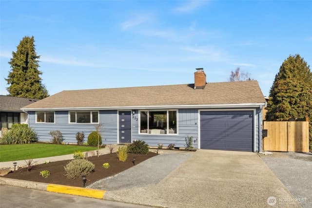 Property photo for 623 Aloha Way, Edmonds photo 2
