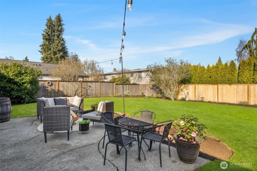 Property photo for 623 Aloha Way, Edmonds photo 18