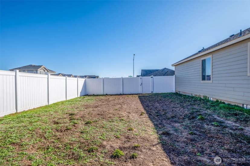Property photo for 1019 Hilltop Ave Ne, Quincy photo 30