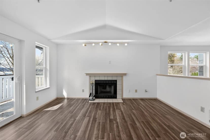 Property photo for 901 Sunset Boulevard Ne #d215, Renton photo 13